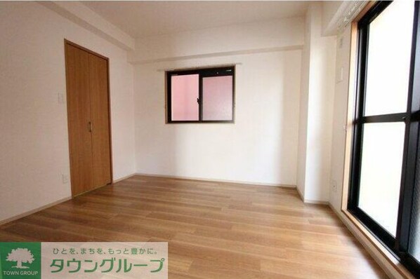 ボワドブローニュIIIの物件内観写真